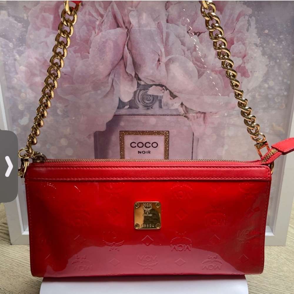MCM Red Patent Leather shoulder bag with gold crossbody strap